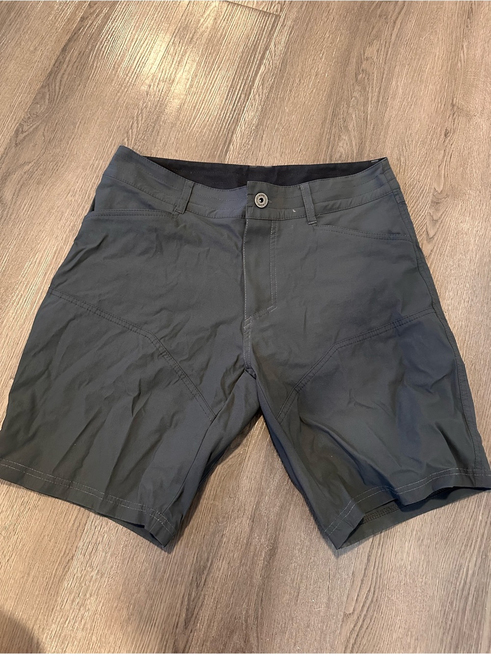 Kuhl men’s gray shorts